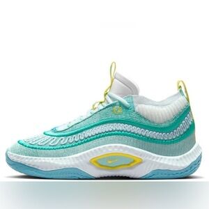 Nike Cosmic Unity 3 Basketball shoe